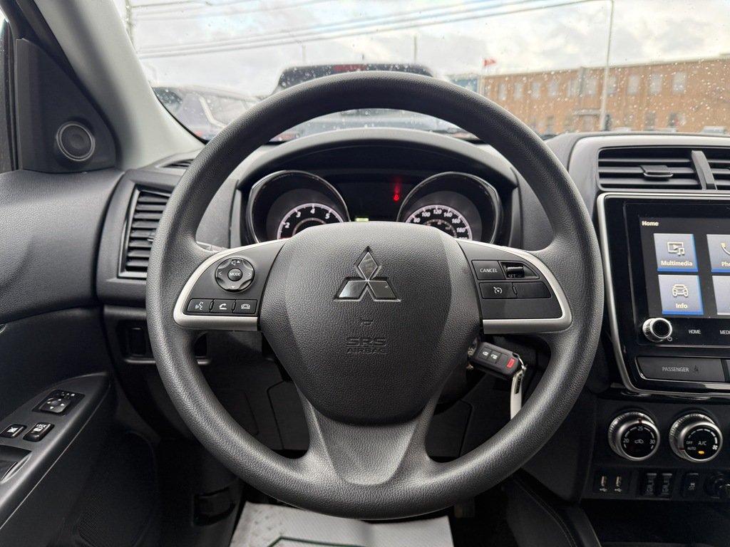 2024 Mitsubishi RVR ES   AWC   CPO   BU CAM   RATES AS LOW AS 0.90% in Oakville, Ontario - 14 - w1024h768px