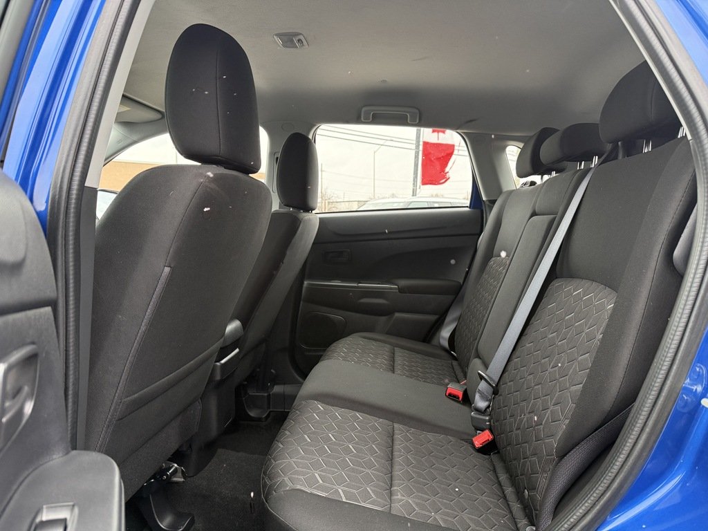 2024 Mitsubishi RVR ES   AWC   CPO   BU CAM   RATES AS LOW AS 0.90% in Oakville, Ontario - 19 - w1024h768px