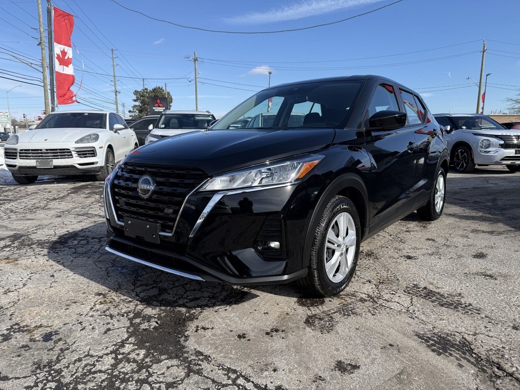 2025 Nissan Kicks Play S FWD in Oakville, Ontario - 4 - w1024h768px