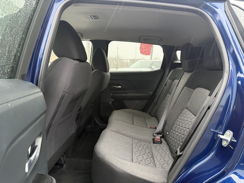 2025 Nissan Kicks SV   AWD   CARPLAY   BU CAM   ALLOYS in Oakville, Ontario - 19 - w1024h768px