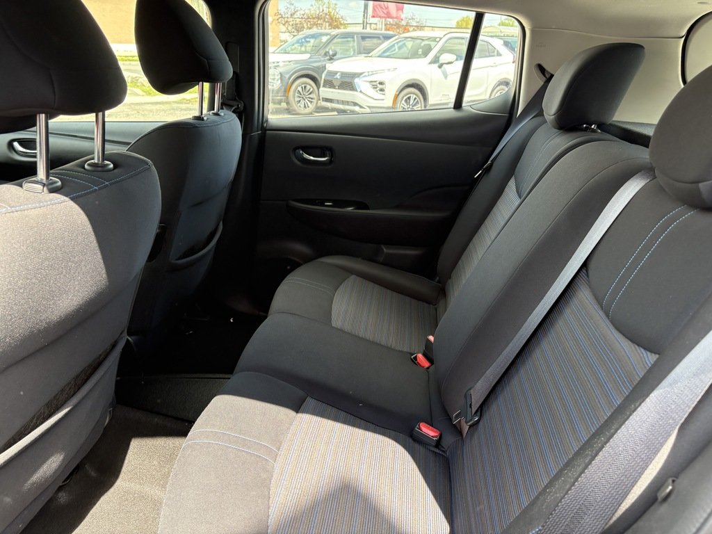 2018 Nissan Leaf SV   ELECTRIC   HTD SEATS   BU CAM   BLIND SPOT in Oakville, Ontario - 24 - w1024h768px