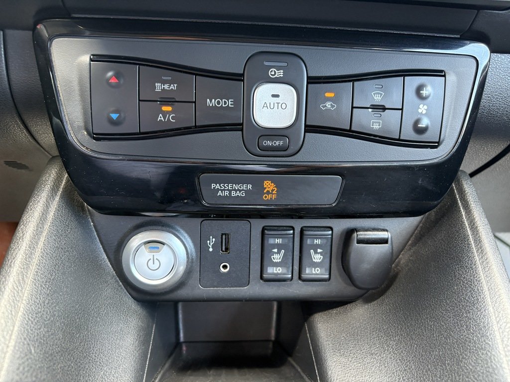 2018 Nissan Leaf SV   ELECTRIC   HTD SEATS   BU CAM   BLIND SPOT in Oakville, Ontario - 20 - w1024h768px