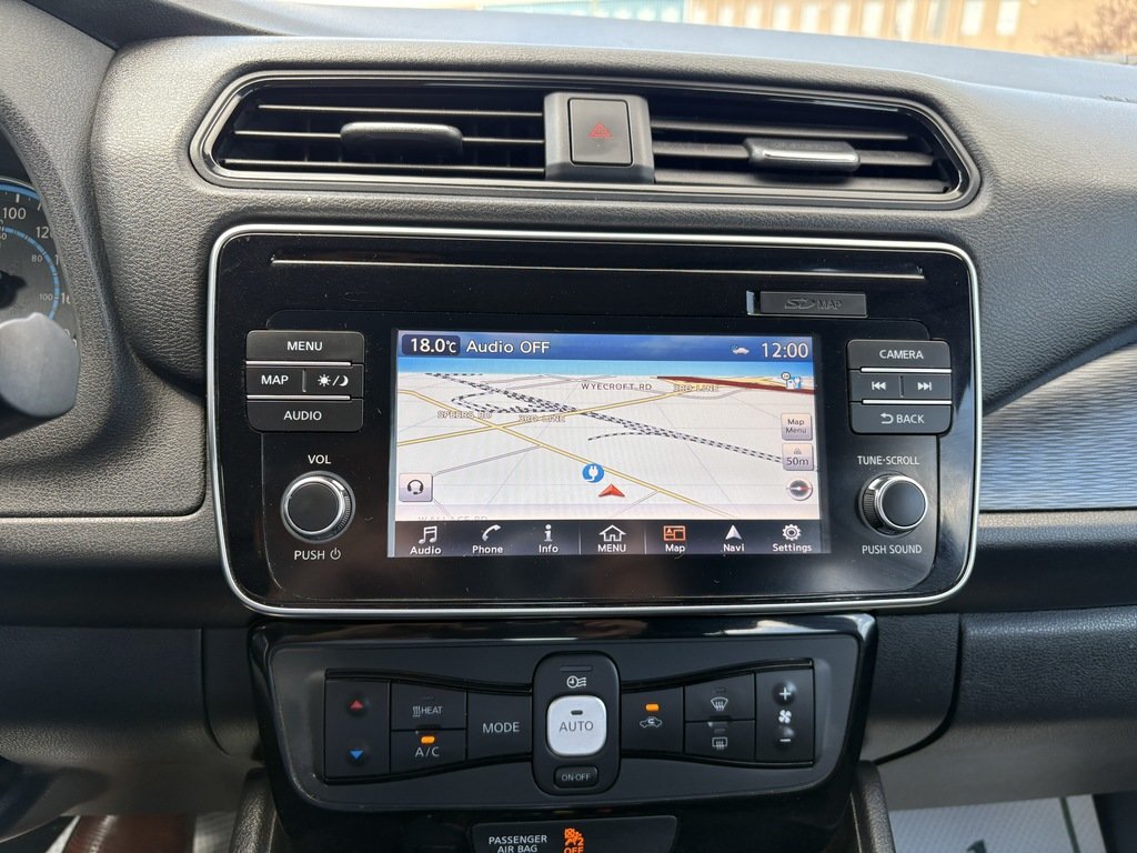 2018 Nissan Leaf SV   ELECTRIC   HTD SEATS   BU CAM   BLIND SPOT in Oakville, Ontario - 19 - w1024h768px
