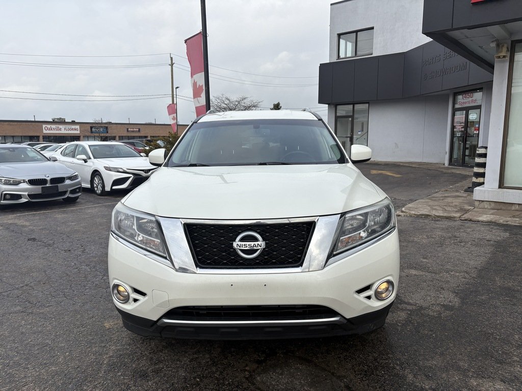 2016 Nissan Pathfinder SV   4WD   AS-IS   WHOLESALE TO PUBLIC   7 PASS in Oakville, Ontario - 3 - w1024h768px