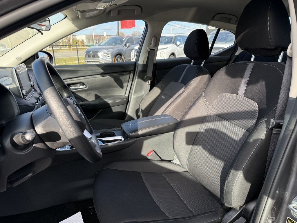2025 Nissan Sentra SV   AUTO   CARPLAY   BU CAM   RTM STARTER in Oakville, Ontario - 12 - w1024h768px
