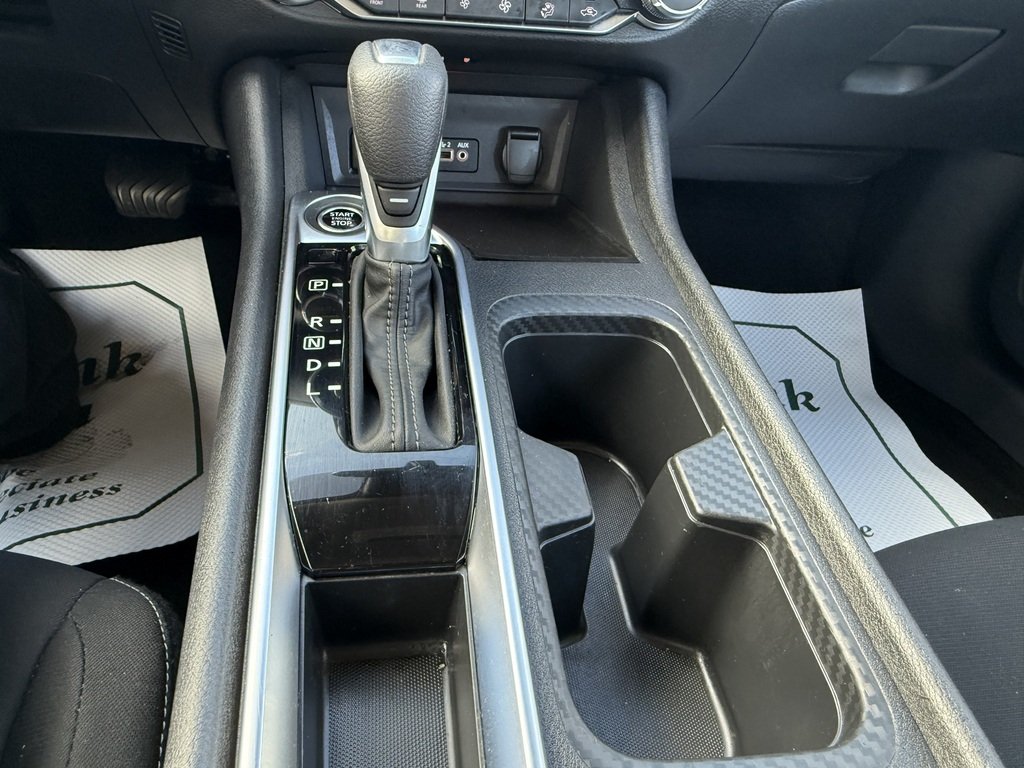 2025 Nissan Sentra SV CVT in Oakville, Ontario - 19 - w1024h768px