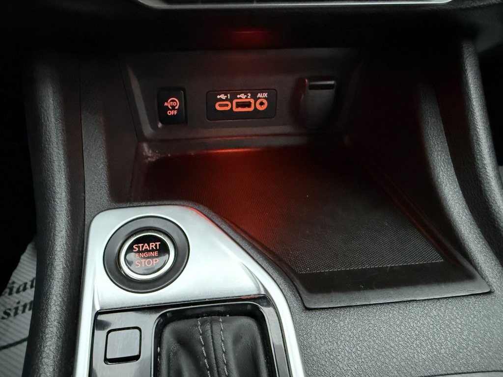 2025 Nissan Sentra SV CVT in Oakville, Ontario - 19 - w1024h768px