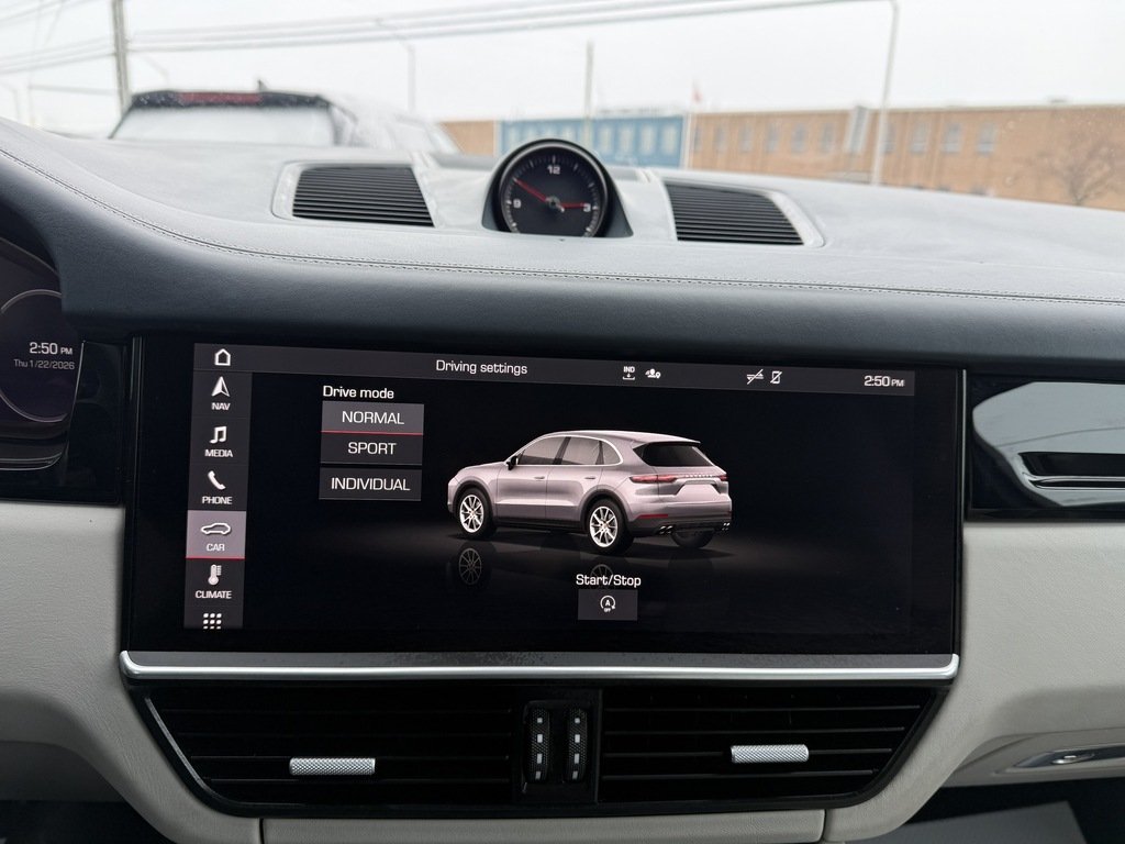 2021 Porsche Cayenne AWD   NAV   CARPLAY   PANO   CLEAN CARFAX in Oakville, Ontario - 17 - w1024h768px