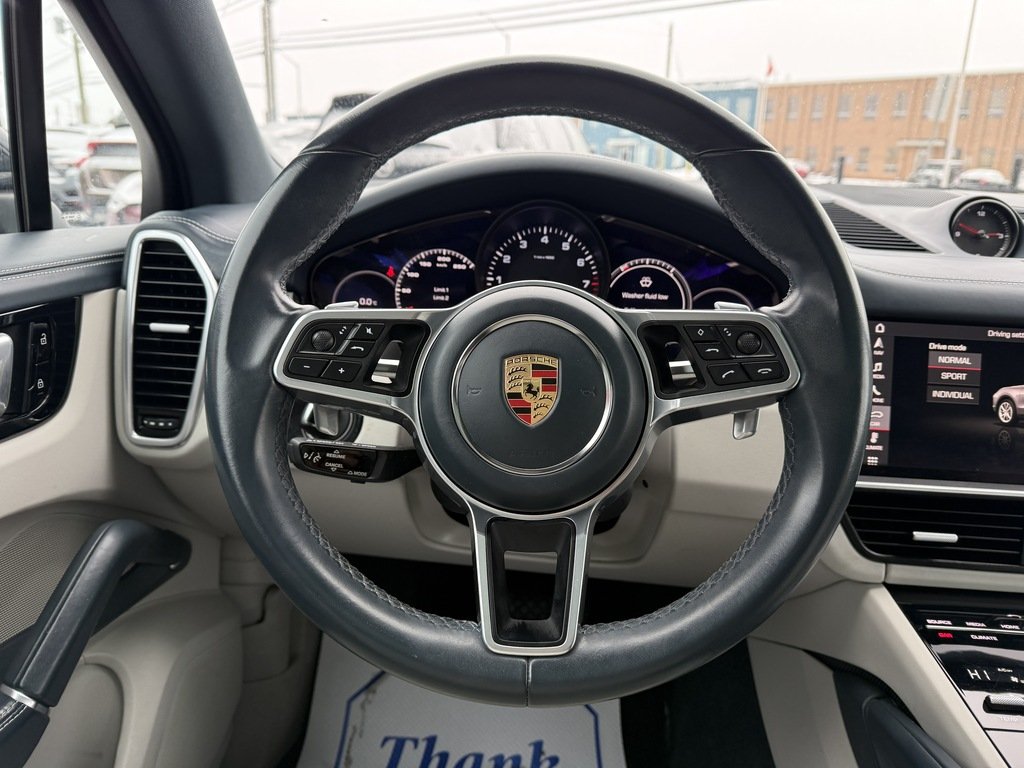 2021 Porsche Cayenne AWD   NAV   CARPLAY   PANO   CLEAN CARFAX in Oakville, Ontario - 16 - w1024h768px