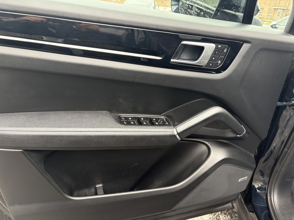 2022 Porsche Cayenne AWD   PANO   BOSE   360 CAM   HTD/VNT SEATS in Oakville, Ontario - 10 - w1024h768px