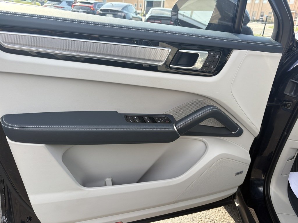 2023 Porsche Cayenne COUPE   PLATINUM EDITION   360 CAM   BOSE   NAV in Oakville, Ontario - 10 - w1024h768px