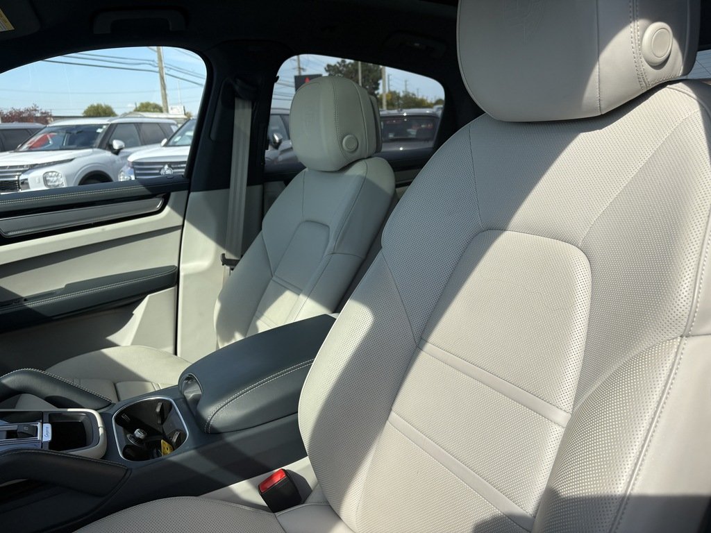 2023 Porsche Cayenne COUPE   PLATINUM EDITION   360 CAM   BOSE   NAV in Oakville, Ontario - 13 - w1024h768px