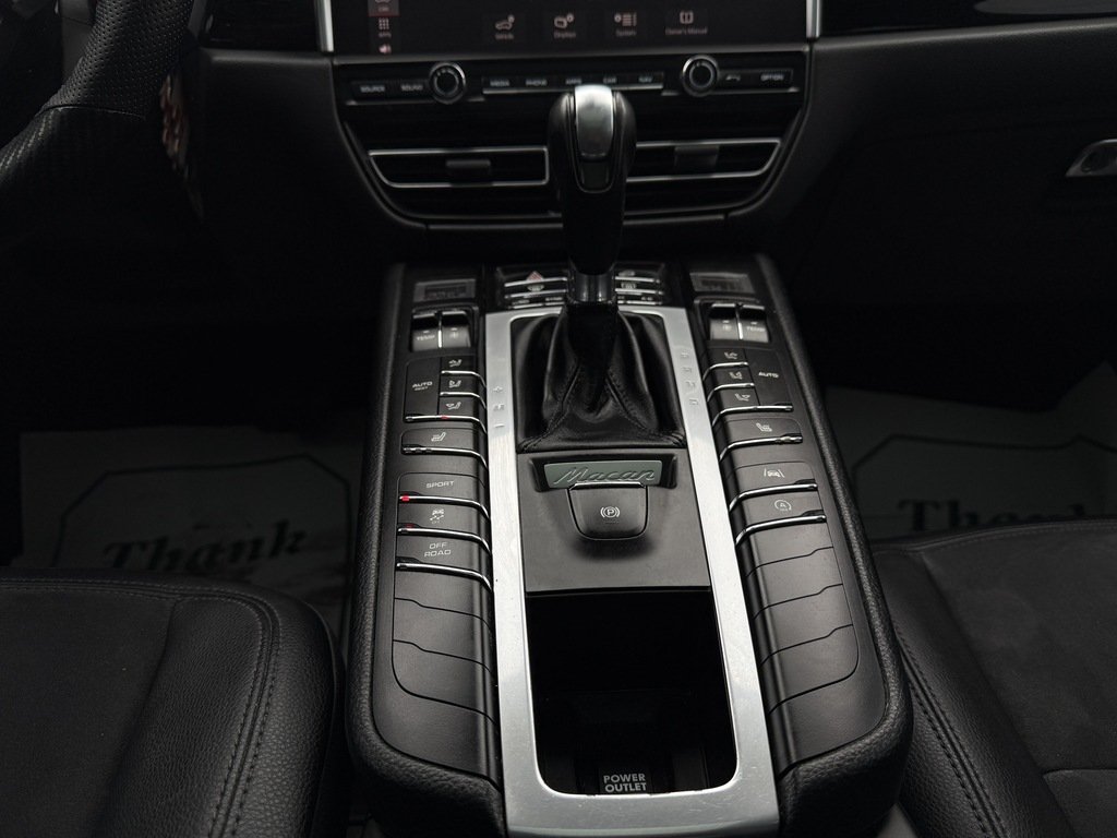 2020 Porsche Macan S   AWD   PANO   NAV   BU CAM   ALCANTARA in Oakville, Ontario - 18 - w1024h768px