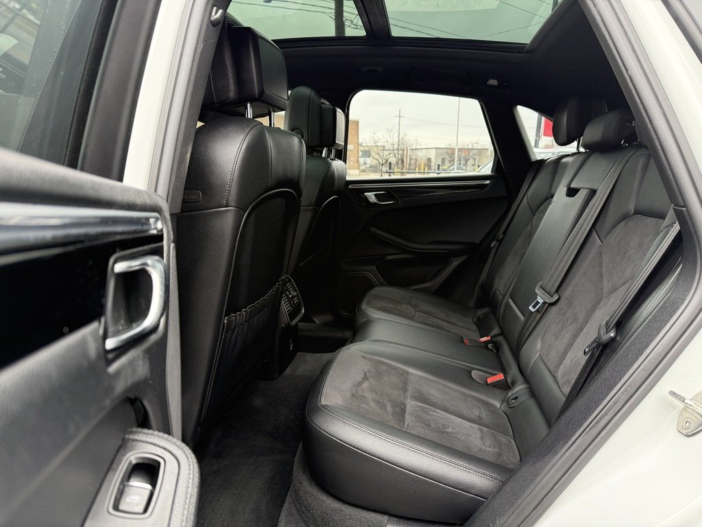 2020 Porsche Macan S   AWD   PANO   NAV   BU CAM   ALCANTARA in Oakville, Ontario - 21 - w1024h768px