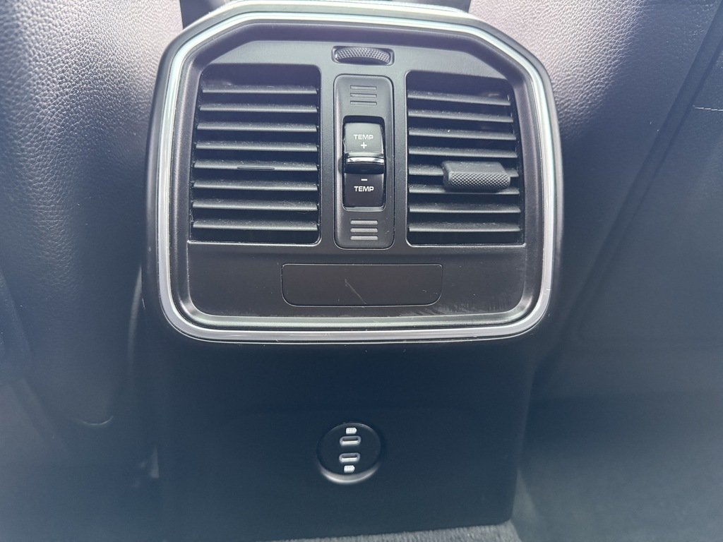 2020 Porsche Macan S   ALCANTARA   PANO   HTD SEATS in Oakville, Ontario - 20 - w1024h768px