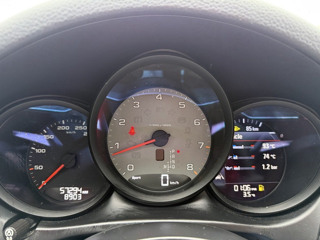 2020 Porsche Macan S   ALCANTARA   PANO   HTD SEATS in Oakville, Ontario - 13 - w1024h768px