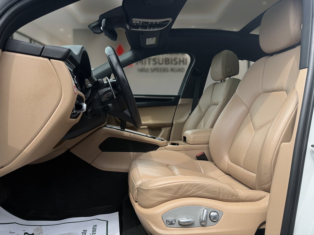 2022 Porsche Macan AWD   PANO   BOSE   HTD/VNT SEATS   NAV in Oakville, Ontario - 12 - w1024h768px