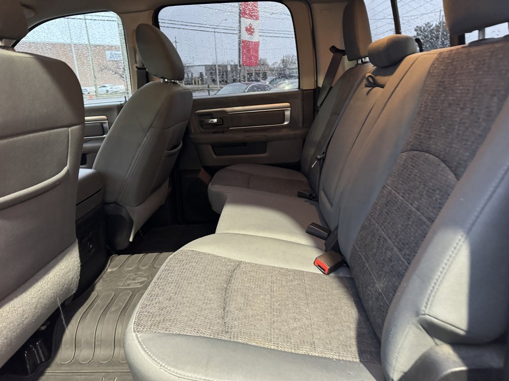 2016  1500 CREW CAB OUTDOORSMAN   V6   LOADED   TONNEAU COVER in Oakville, Ontario - 20 - w1024h768px