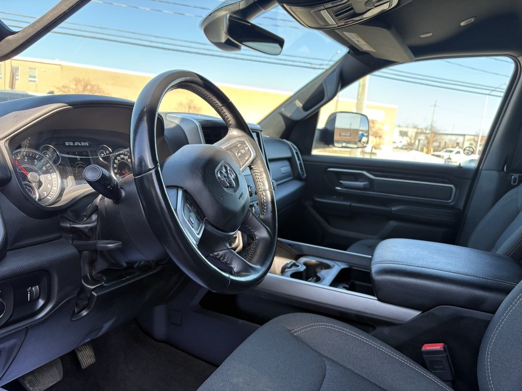 2022 Ram 1500 BIG HORN    4x4   CREW CAB   HEMI   U CONNECT in Oakville, Ontario - 12 - w1024h768px
