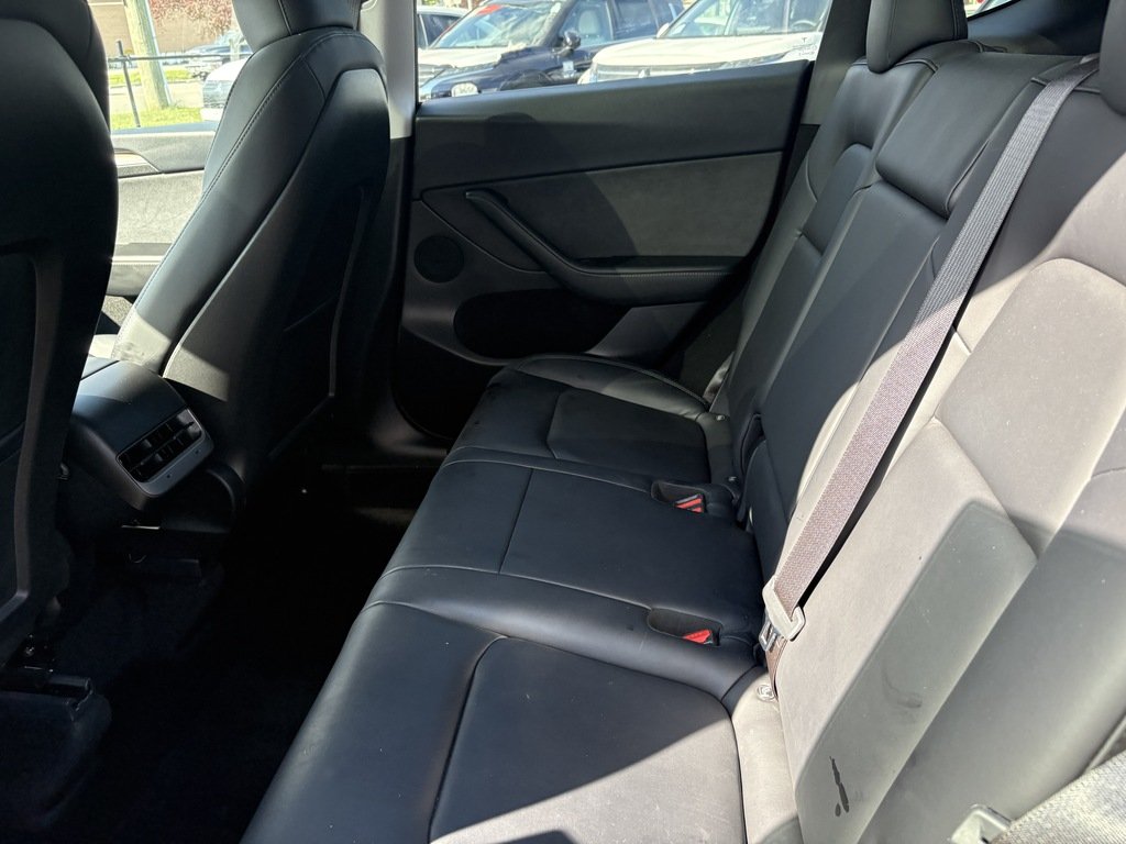 2024 Tesla Model Y LONG RANGE   AWD   ELECTRIC   ROOF   AUTOPILOT in Oakville, Ontario - 10 - w1024h768px