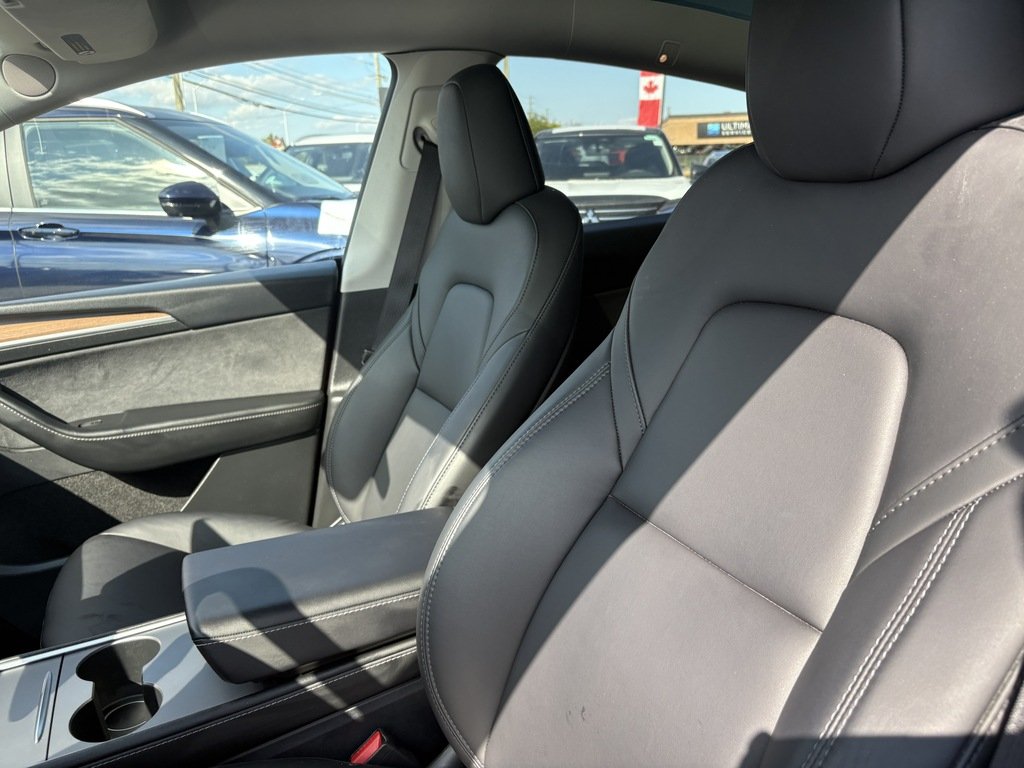 2024 Tesla Model Y LONG RANGE   AWD   ELECTRIC   ROOF   AUTOPILOT in Oakville, Ontario - 17 - w1024h768px