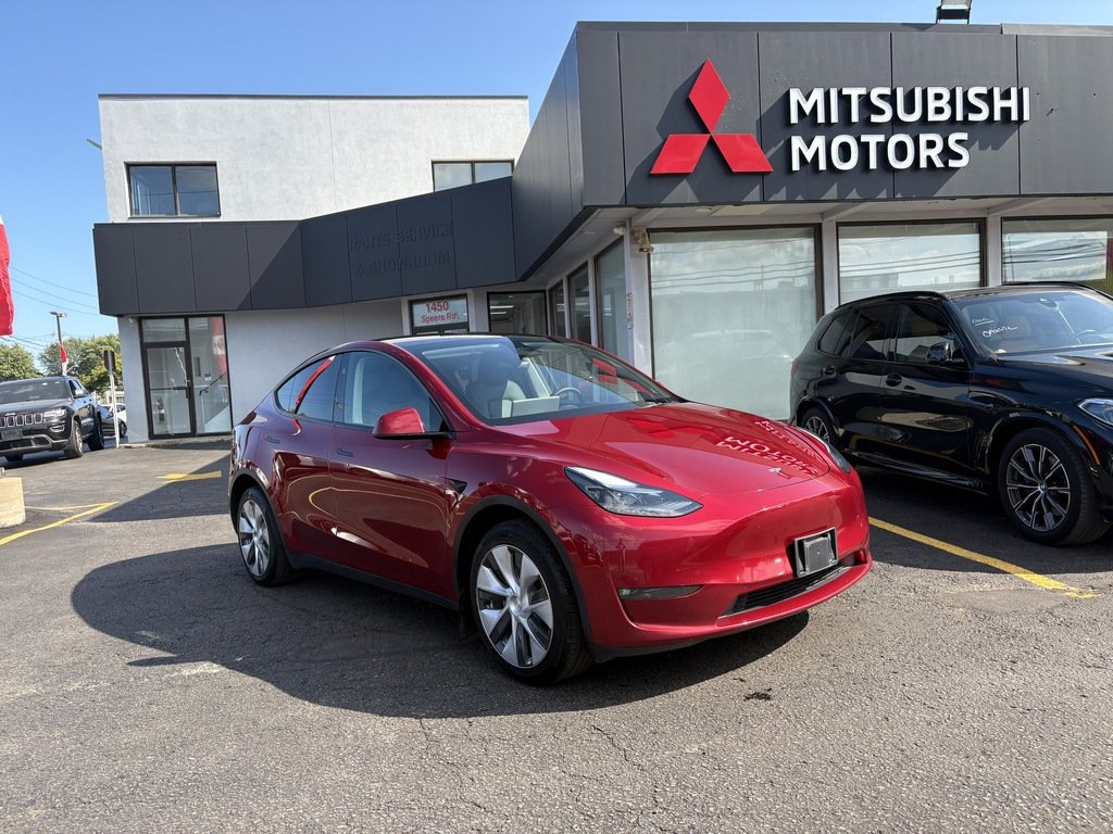 2024 Tesla Model Y LONG RANGE   AWD   ELECTRIC   ROOF   AUTOPILOT in Oakville, Ontario - 2 - w1024h768px