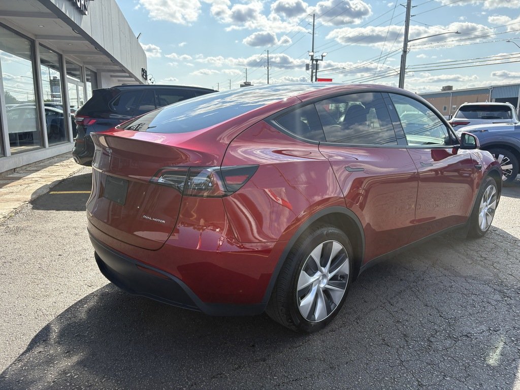 2024 Tesla Model Y LONG RANGE   AWD   ELECTRIC   ROOF   AUTOPILOT in Oakville, Ontario - 8 - w1024h768px
