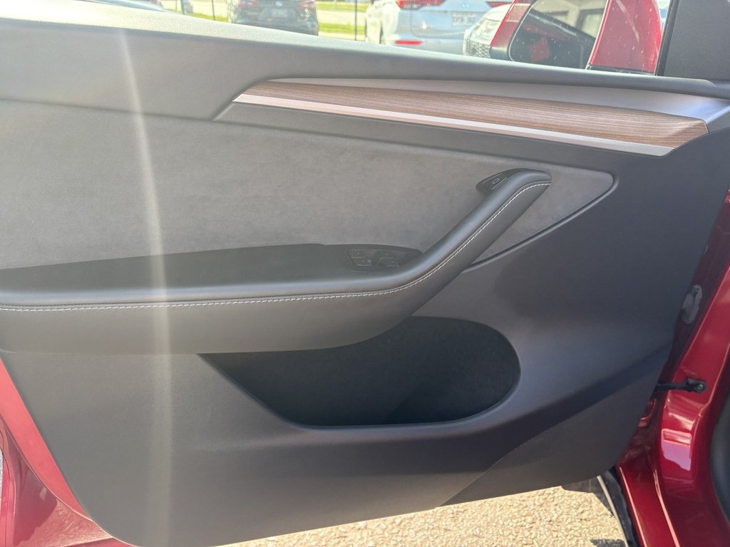 2024 Tesla Model Y LONG RANGE   AWD   ELECTRIC   ROOF   AUTOPILOT in Oakville, Ontario - 14 - w1024h768px