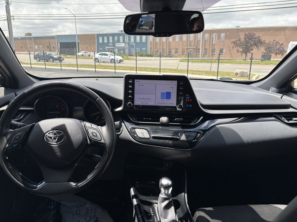 2019 Toyota C-HR XLE   BU CAM   CARPLAY   BLIND SPOT   HTD SEATS in Oakville, Ontario - 19 - w1024h768px