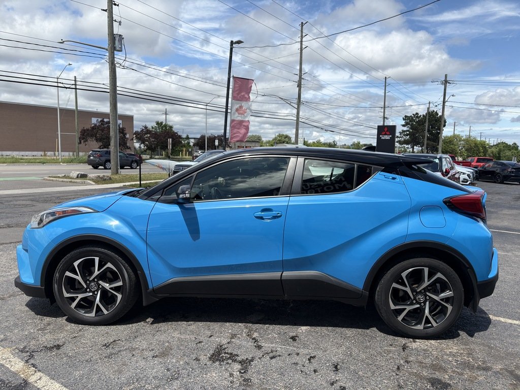 2019 Toyota C-HR XLE   BU CAM   CARPLAY   BLIND SPOT   HTD SEATS in Oakville, Ontario - 5 - w1024h768px