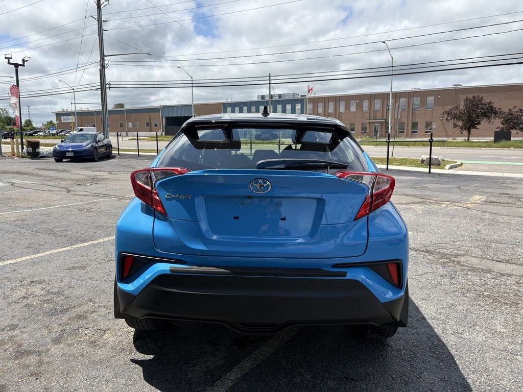 2019 Toyota C-HR XLE   BU CAM   CARPLAY   BLIND SPOT   HTD SEATS in Oakville, Ontario - 7 - w1024h768px
