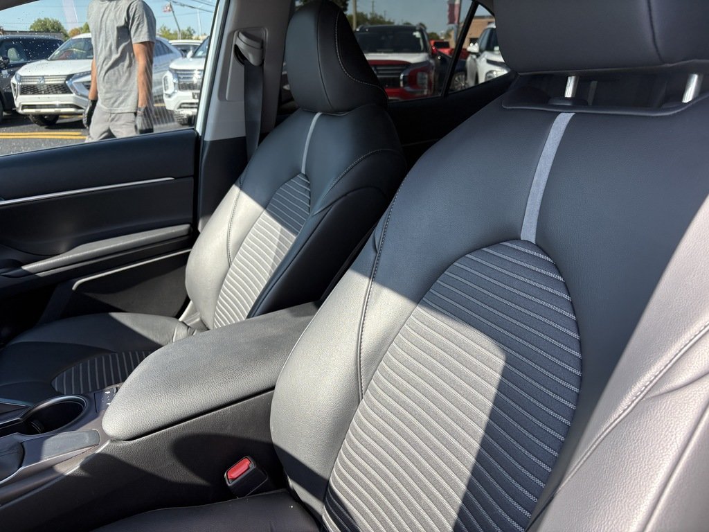 2022 Toyota Camry SE   AUTO   BU CAM   HTD SEATS   LANE DEPARTURE in Oakville, Ontario - 11 - w1024h768px