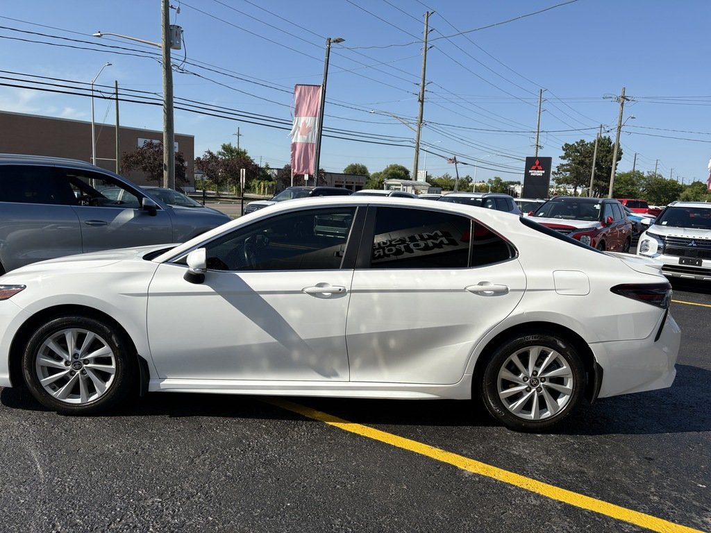 2022 Toyota Camry SE   AUTO   BU CAM   HTD SEATS   LANE DEPARTURE in Oakville, Ontario - 5 - w1024h768px