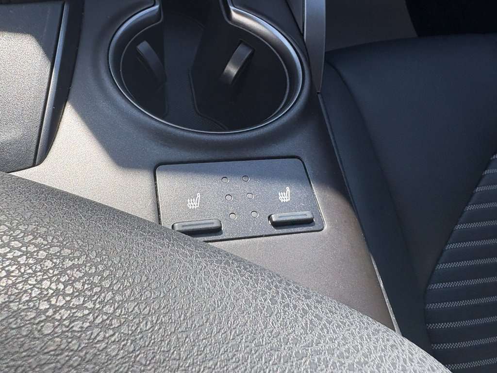 2022 Toyota Camry SE   AUTO   BU CAM   HTD SEATS   LANE DEPARTURE in Oakville, Ontario - 19 - w1024h768px