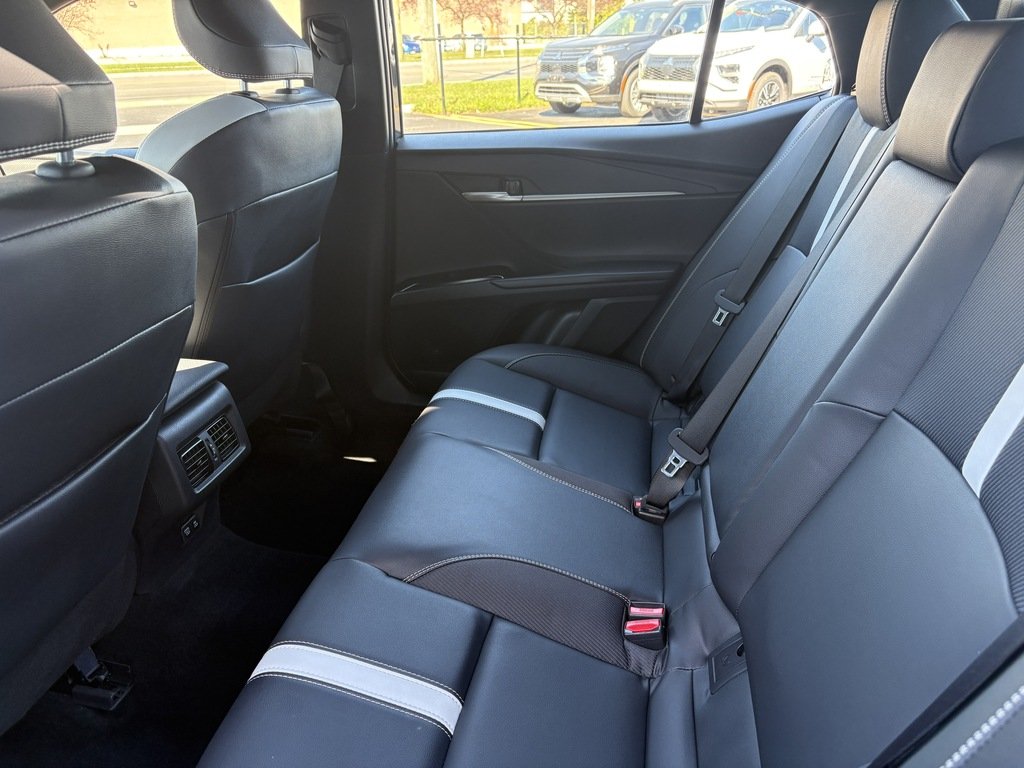 2025 Toyota Camry SE   HYBRID   LEATHER   BLIND SPOT   LANE DEPRT in Oakville, Ontario - 22 - w1024h768px