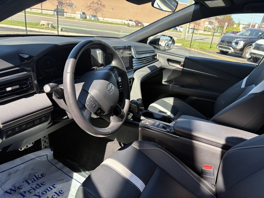 2025 Toyota Camry SE   HYBRID   LEATHER   BLIND SPOT   LANE DEPRT in Oakville, Ontario - 13 - w1024h768px
