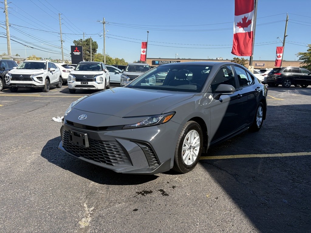 2025 Toyota Camry SE   HYBRID   LEATHER   BLIND SPOT   LANE DEPRT in Oakville, Ontario - 4 - w1024h768px
