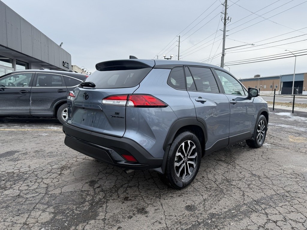 2025 Toyota Corolla Cross HYBRID   SE   2 SET OF TIRES   CLEAN CARFAX in Oakville, Ontario - 8 - w1024h768px