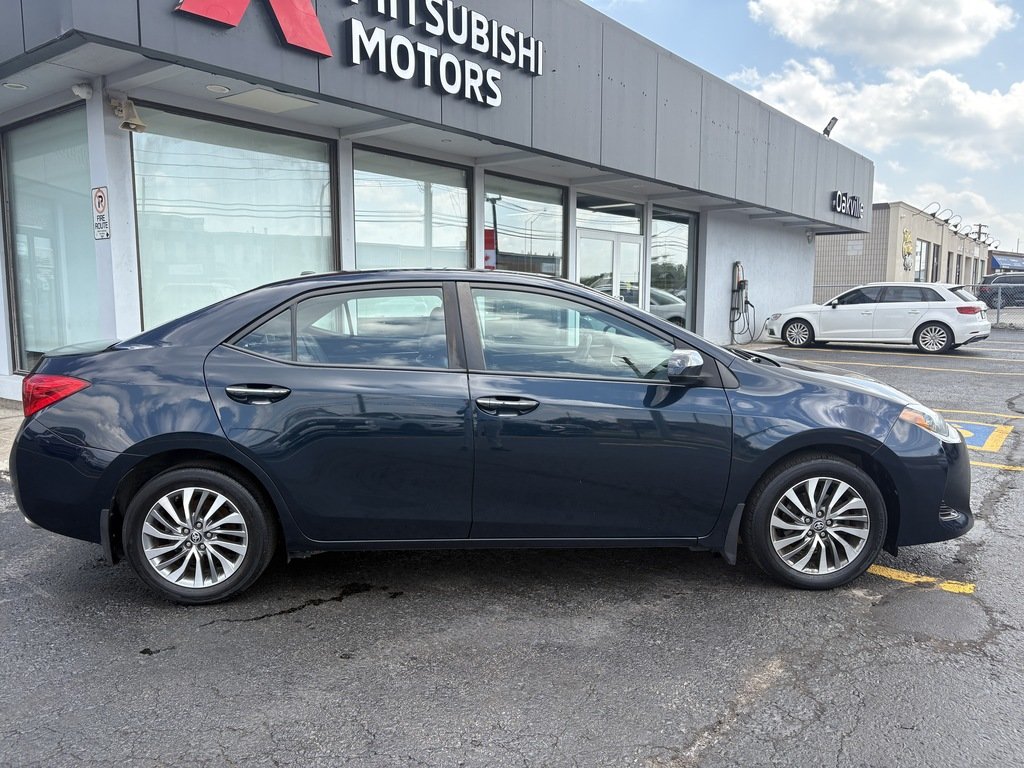 2019 Toyota Corolla XLE   LTHR   BU CAM   SUNROOF   NAV   HTD STEER in Oakville, Ontario - 8 - w1024h768px