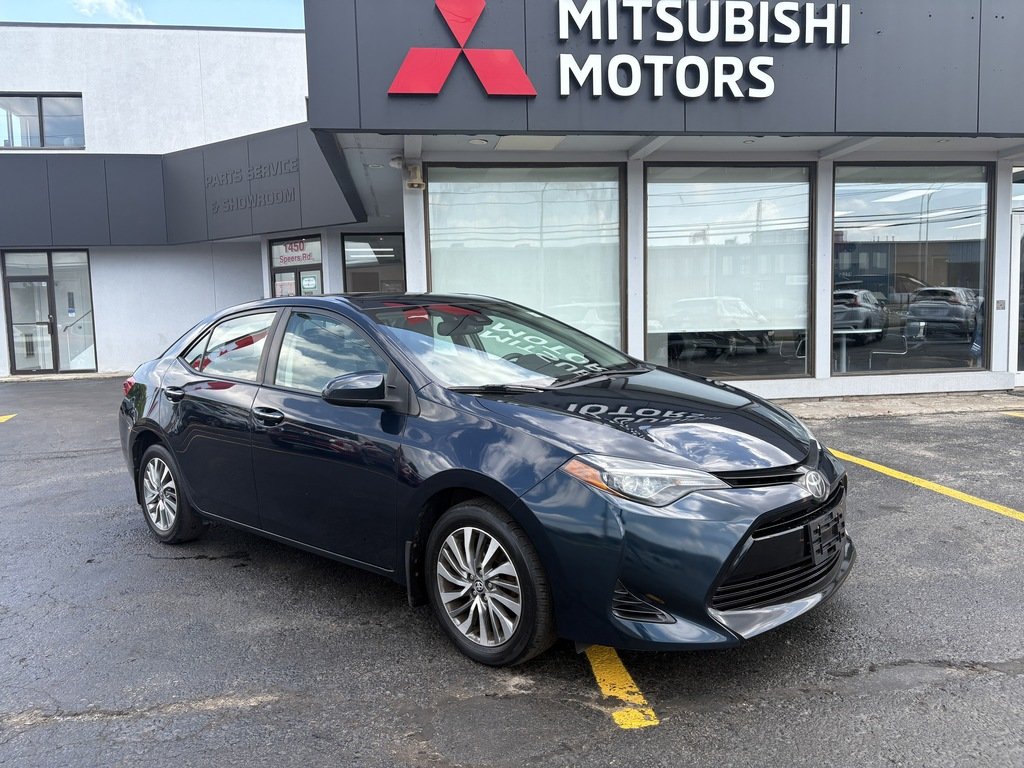2019 Toyota Corolla XLE   LTHR   BU CAM   SUNROOF   NAV   HTD STEER in Oakville, Ontario - 2 - w1024h768px