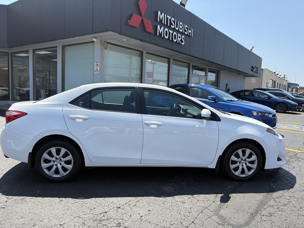 2019 Toyota Corolla LE   AUTO   BU CAM   HTD SEATS   LANE DEPARTURE in Oakville, Ontario - 9 - w1024h768px