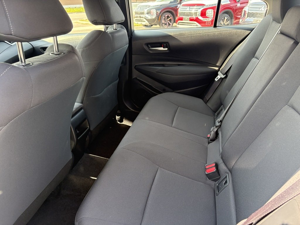 2021 Toyota Corolla HYBRID   ONLY 6766 KM   CLEAN CARFAX   2 SET TIRES in Oakville, Ontario - 23 - w1024h768px
