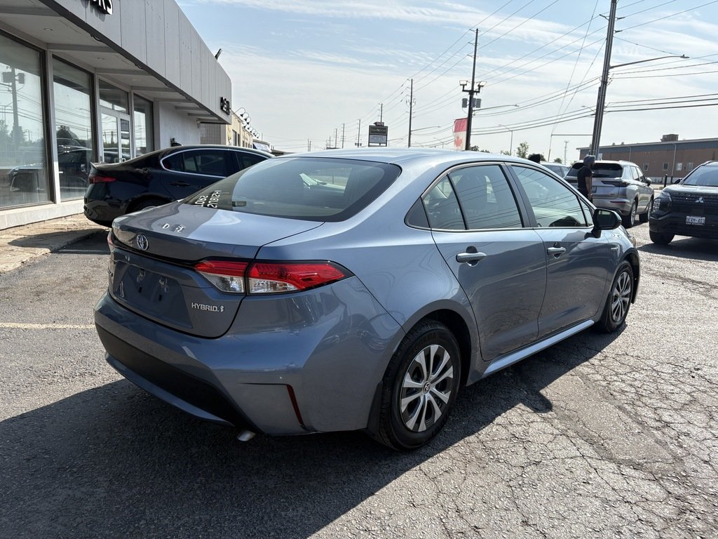 2021 Toyota Corolla HYBRID   ONLY 6766 KM   CLEAN CARFAX   2 SET TIRES in Oakville, Ontario - 10 - w1024h768px