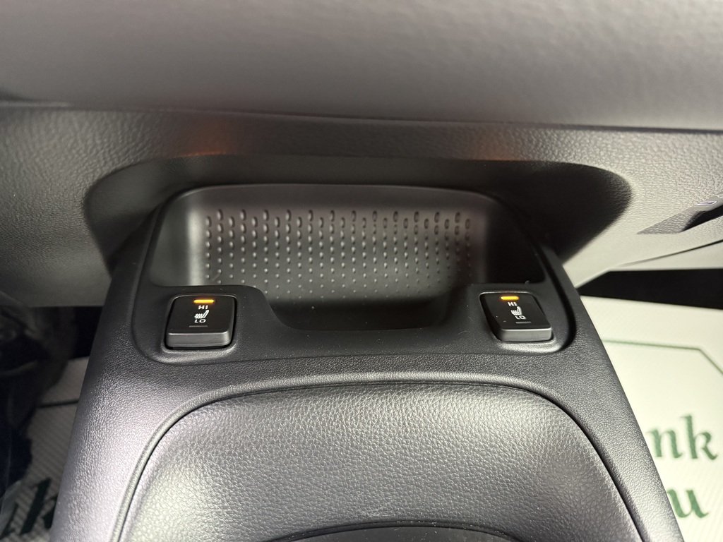 2024 Toyota Corolla LE   HYBRID   BLIND SPOT   BU CAM   CARPLAY in Oakville, Ontario - 18 - w1024h768px