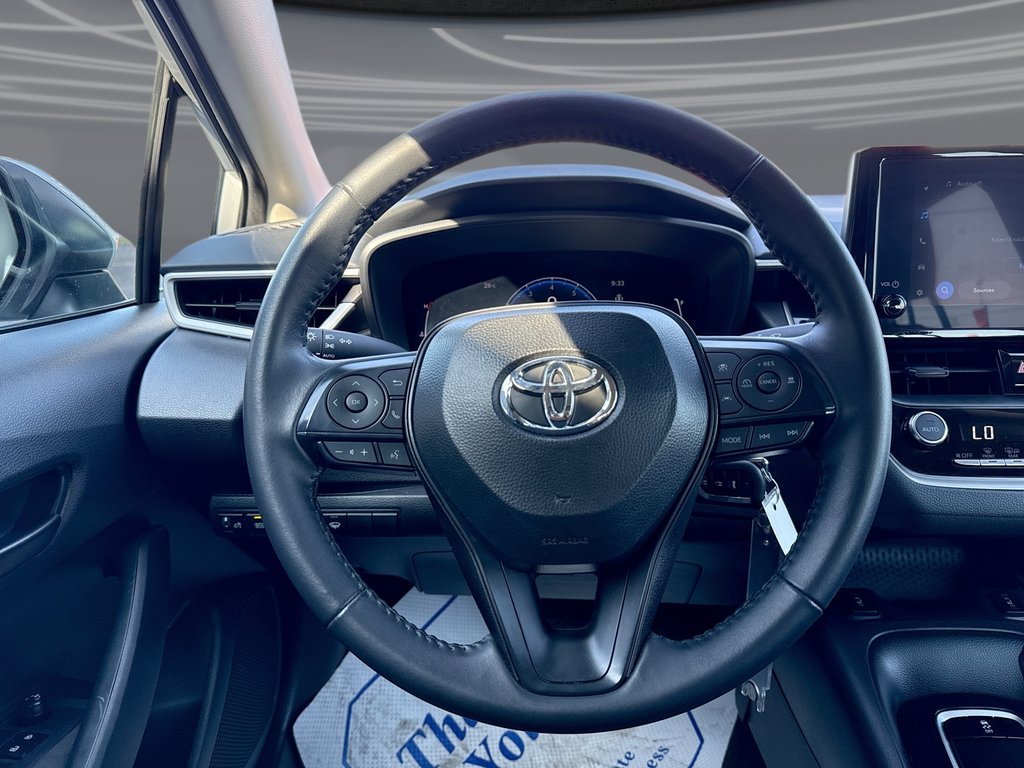2026 Toyota Corolla LE in Oakville, Ontario - 11 - w1024h768px
