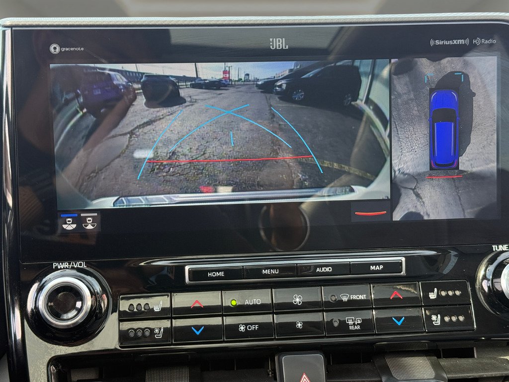 2022 Toyota Highlander LIMITED   AWD   CPT CHAIRS   360 CAM   PANO in Oakville, Ontario - 17 - w1024h768px