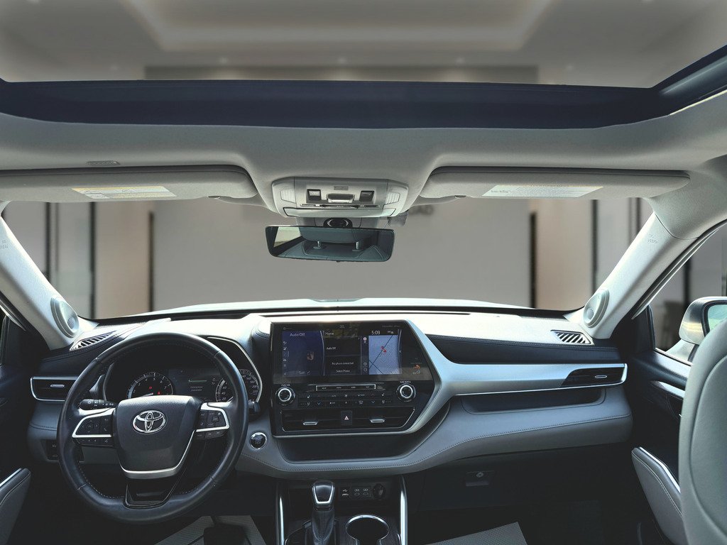 2022 Toyota Highlander LIMITED   AWD   CPT CHAIRS   360 CAM   PANO in Oakville, Ontario - 13 - w1024h768px