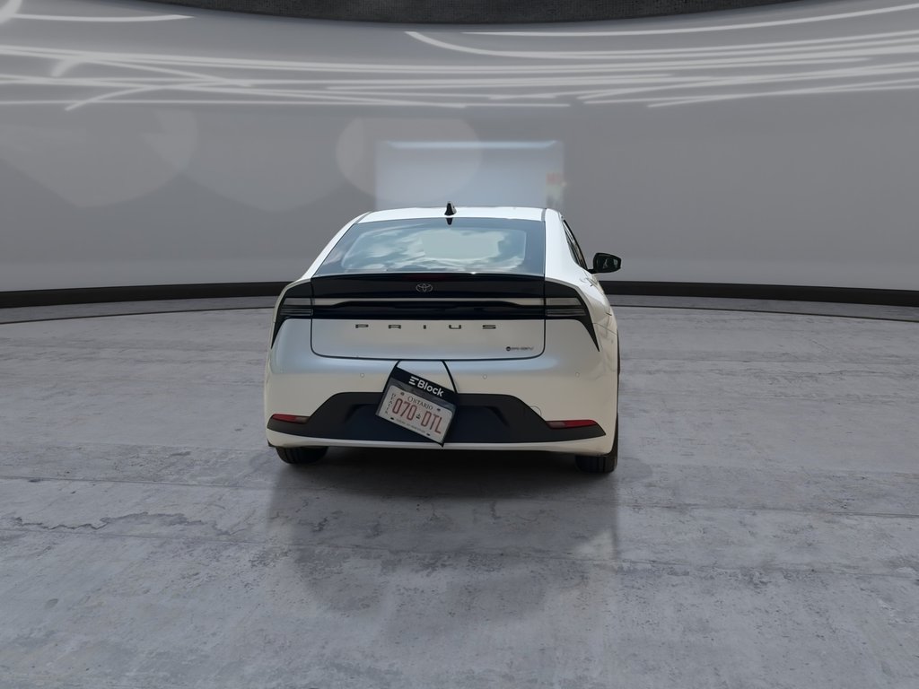 2026 Toyota Prius SE   PLUG IN HYBRID   CARPLAY   B\U CAM in Oakville, Ontario - 7 - w1024h768px
