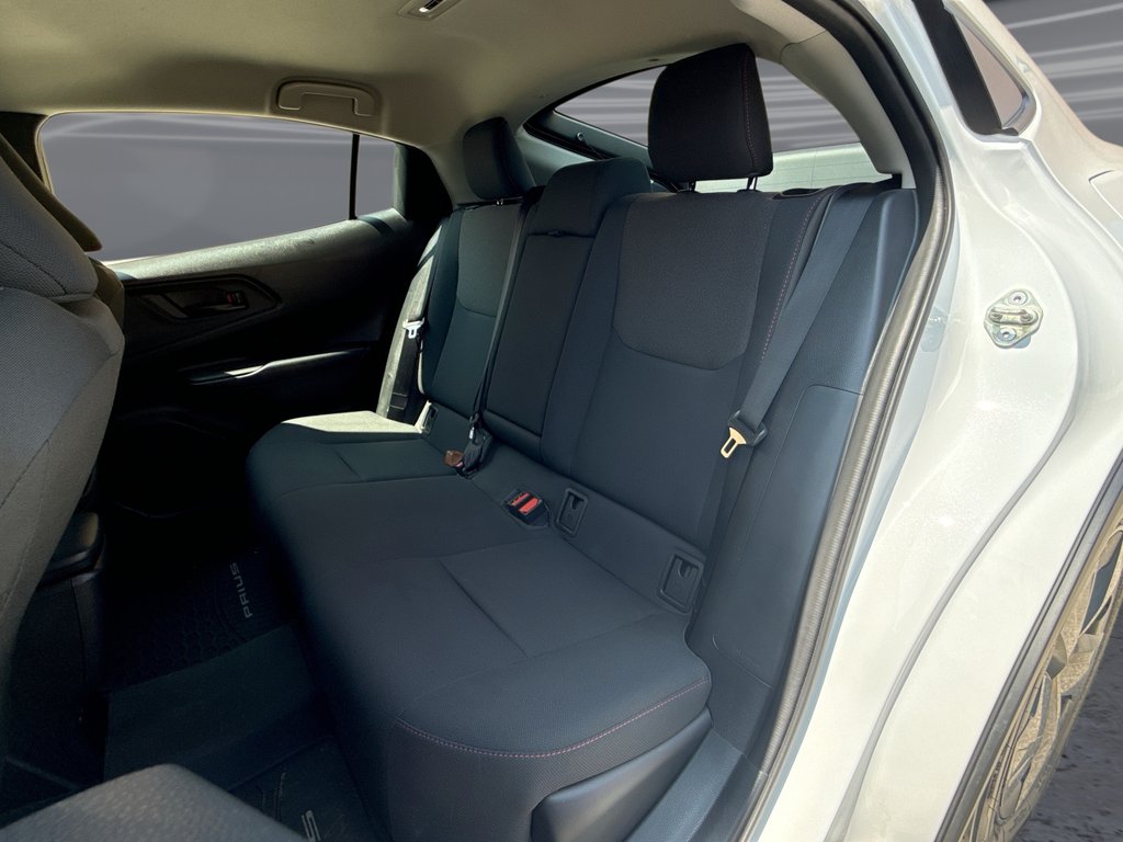 2026 Toyota Prius SE   PLUG IN HYBRID   CARPLAY   B\U CAM in Oakville, Ontario - 22 - w1024h768px