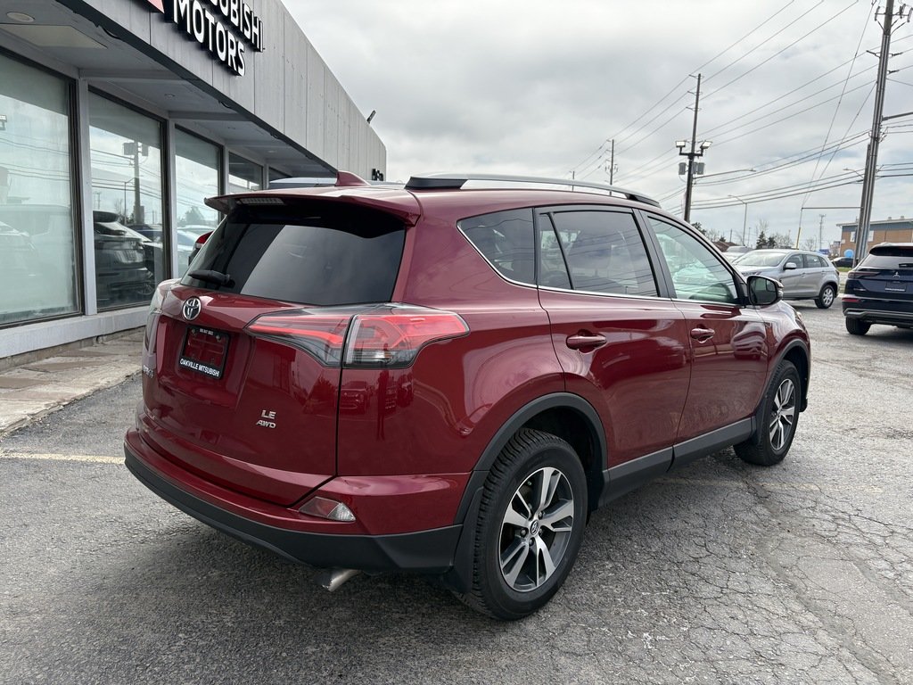 2018 Toyota RAV4 LE   AWD   BU CAM   HTD SEATS   LANE DEPARTURE in Oakville, Ontario - 8 - w1024h768px